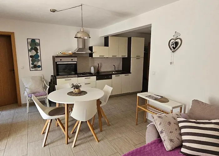 Lara Дом отдыха Pridraga